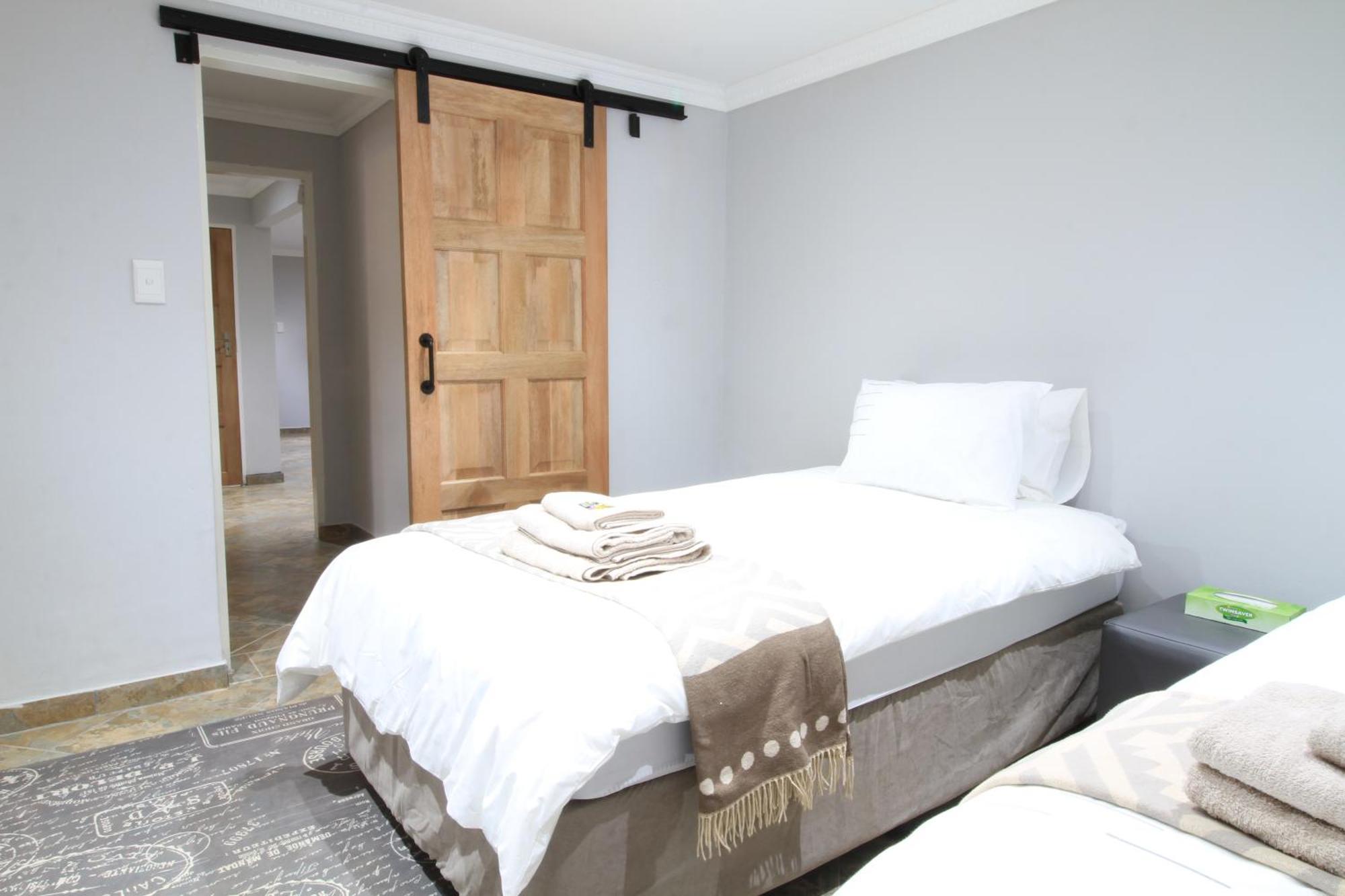 7 At Brainline Apartment Pretoria Ngoại thất bức ảnh