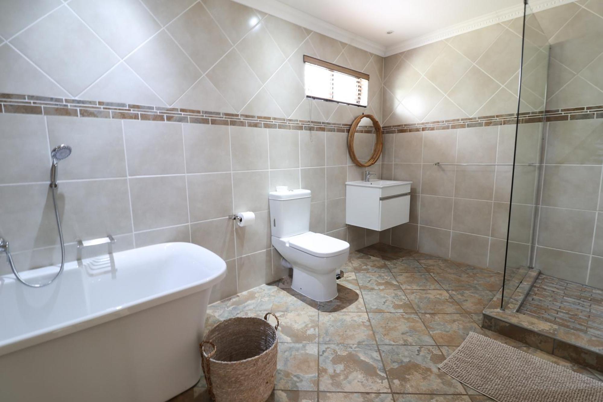7 At Brainline Apartment Pretoria Ngoại thất bức ảnh